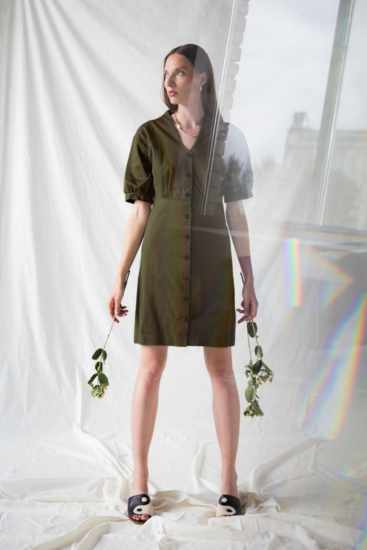 Dark green organic cotton dress with puff sleeves