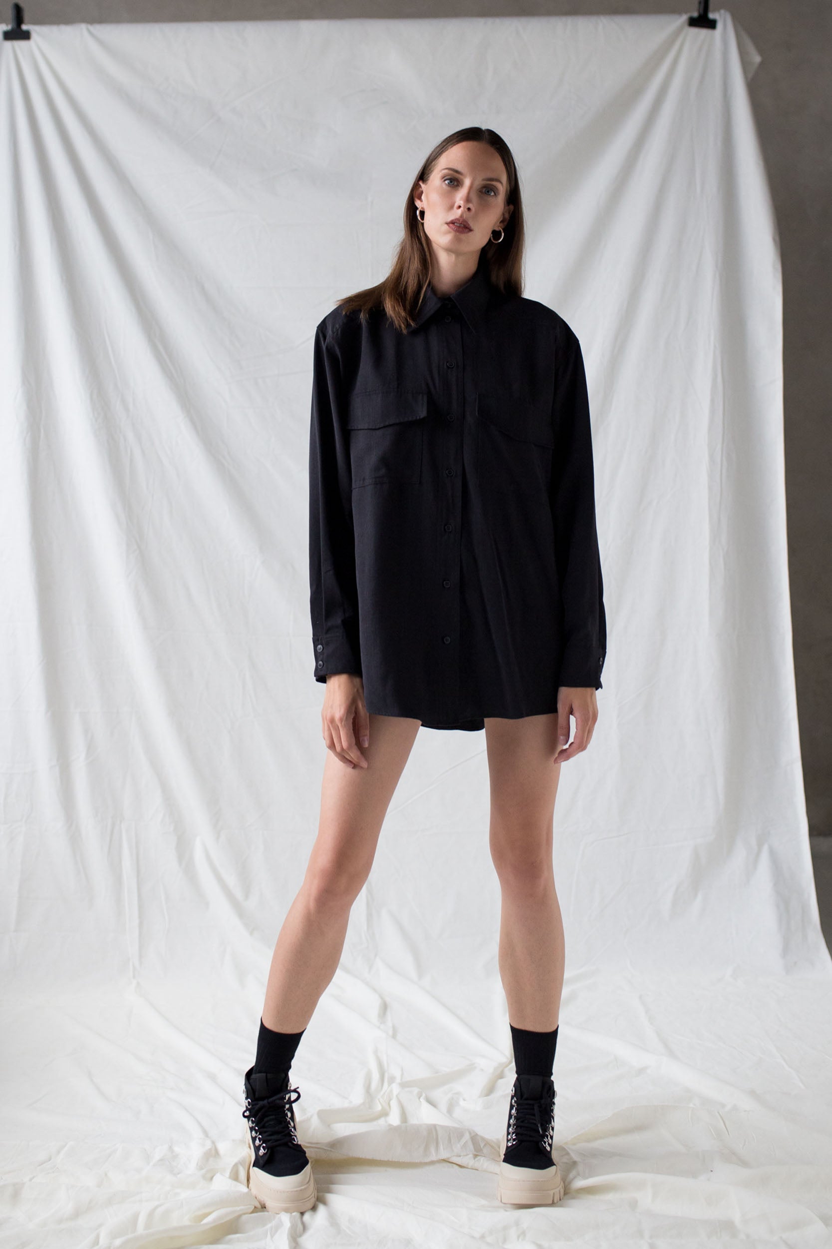 Relaxed fit shirt in black tencel