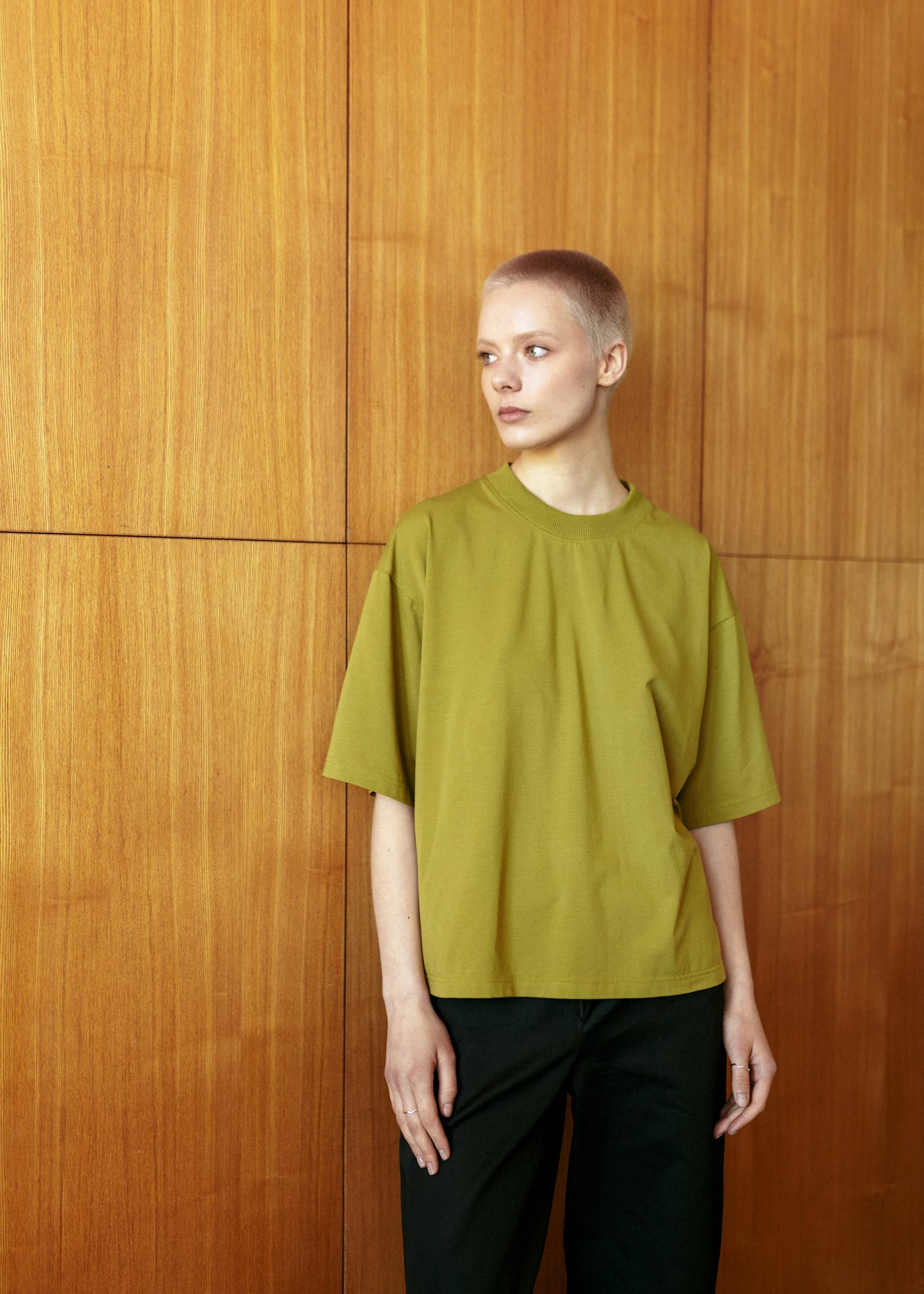 Oversize organic t-shirt in olive green