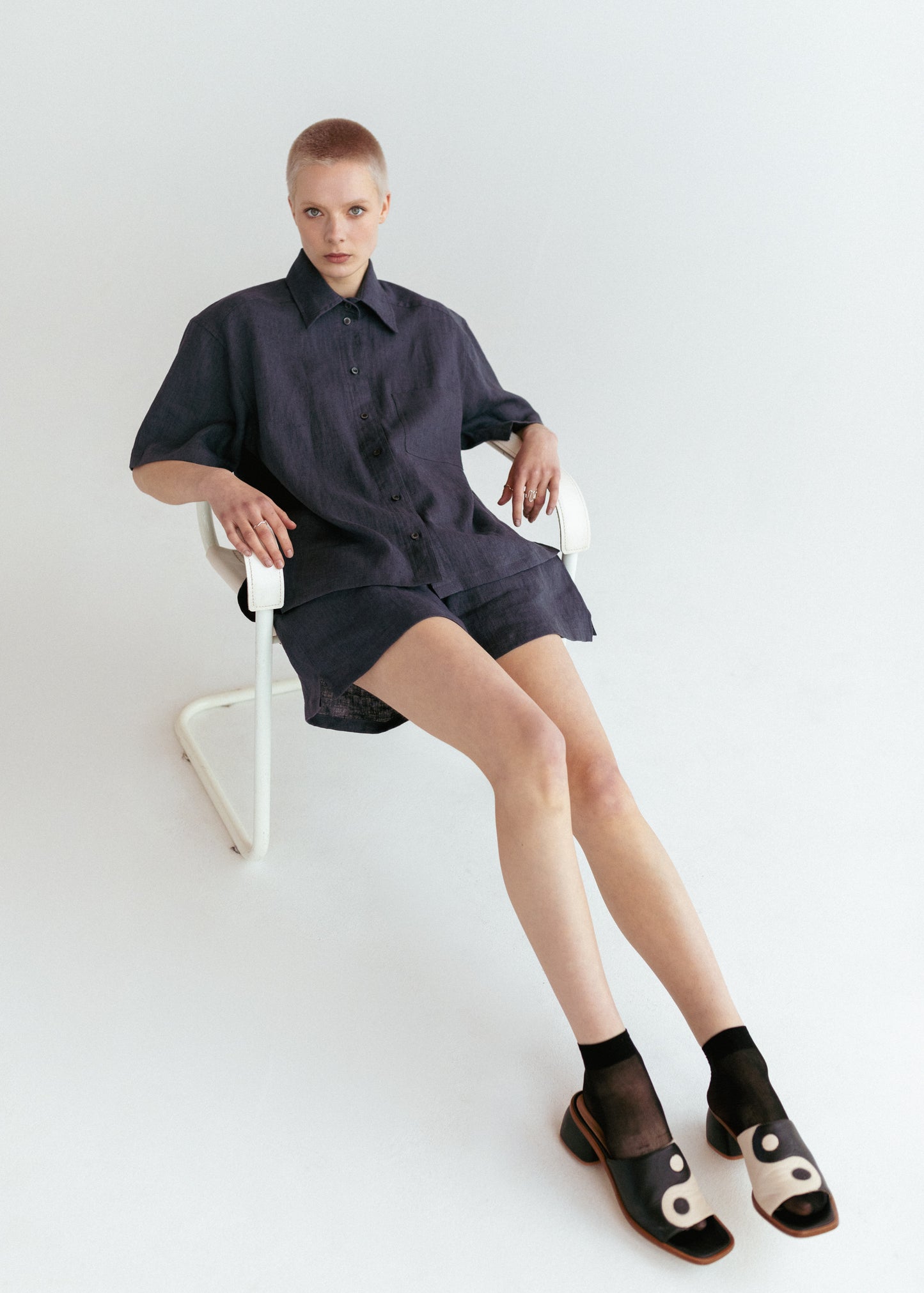 Relaxed fit short sleeve shirt and shorts in asphalt grey linen