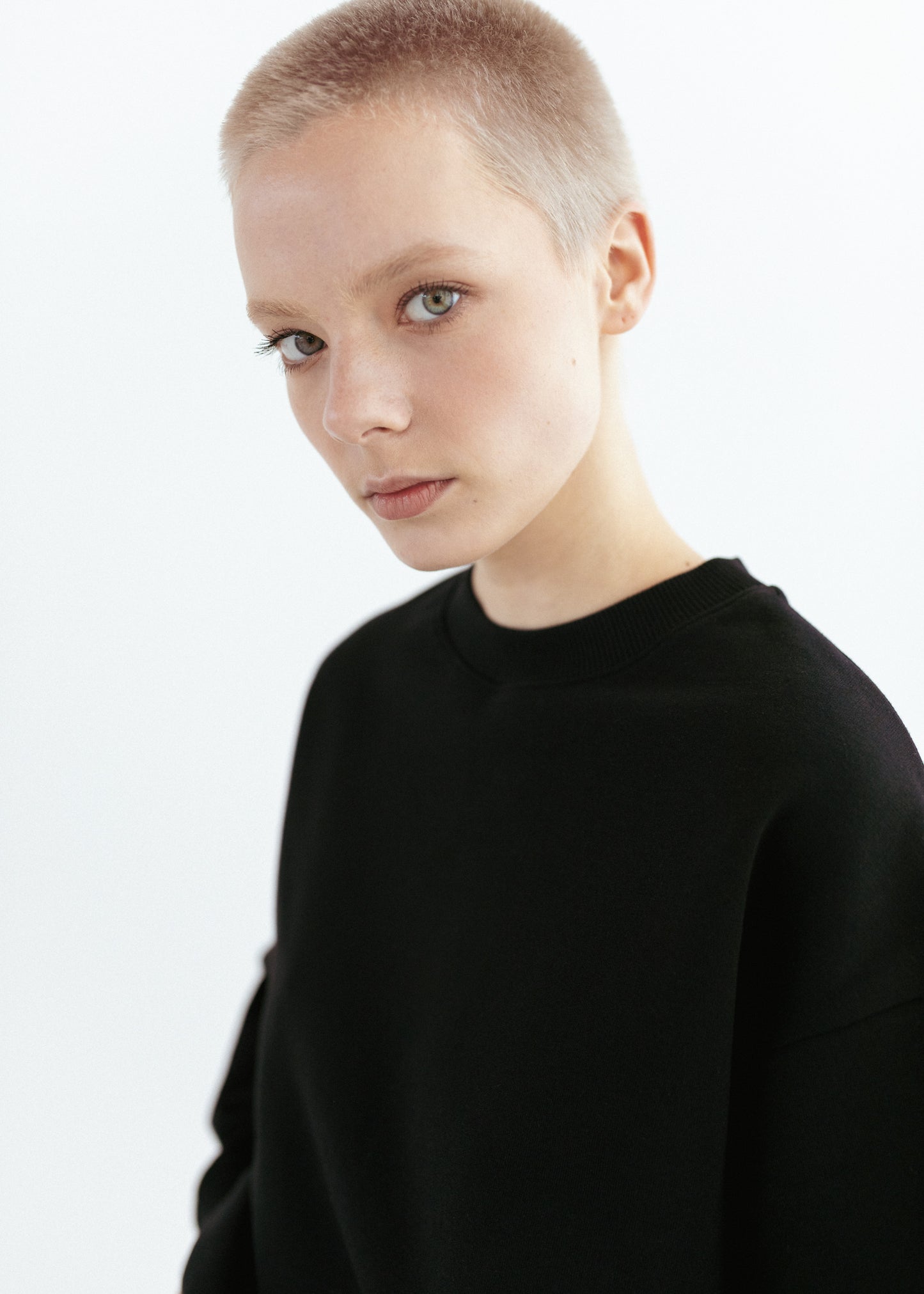 Oversized sweatshirt in black organic cotton