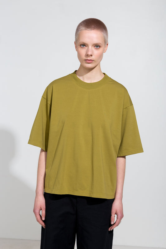 Oversize organic t-shirt in olive green