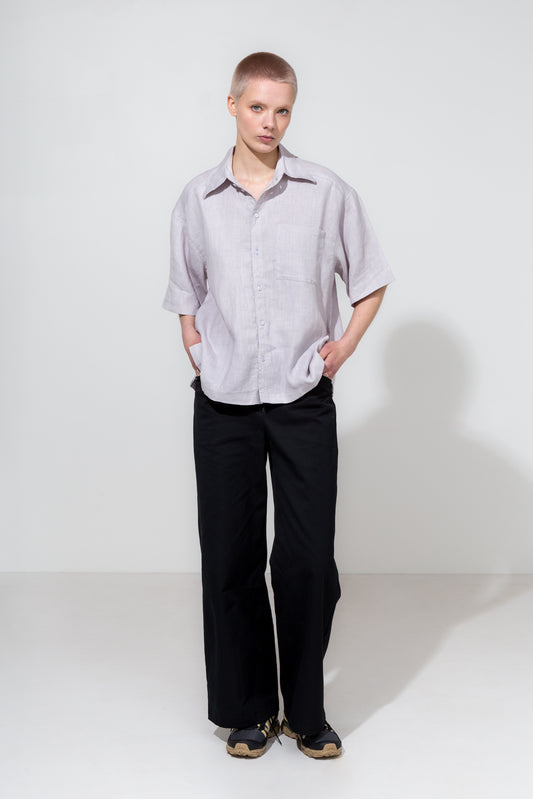 Relaxed short sleeve shirt in beige linen and black workwear trousers